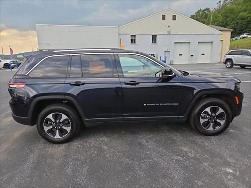 2023 Jeep Grand Cherokee 4xe Base