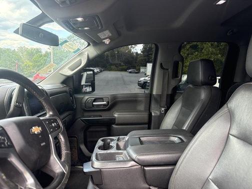 Summit White 2022 Chevrolet Silverado 2500 LTZ