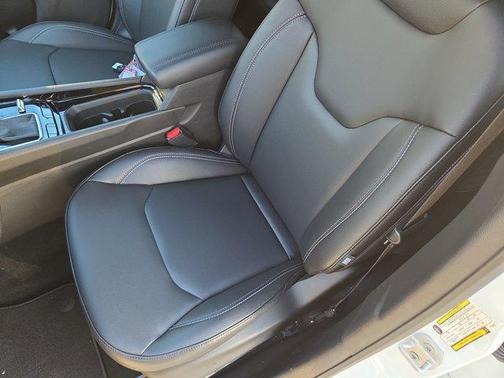 Bright White Clearcoat 2026 Jeep Compass Limited