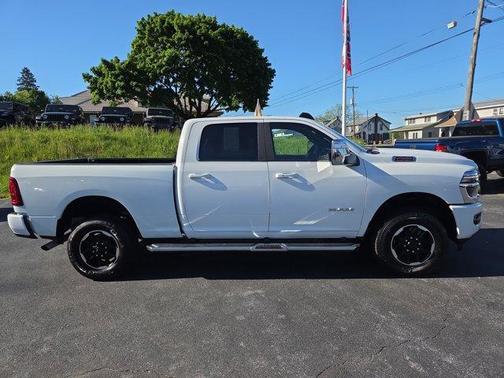 Bright White Clearcoat 2025 RAM 2500 Laramie