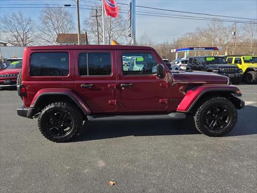 2022 Jeep Wrangler Unlimited Sahara Altitude 4x4