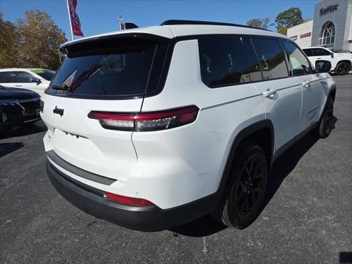 2024 Jeep Grand Cherokee L Altitude 4x4