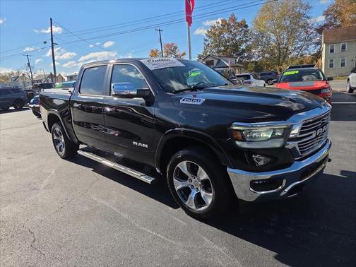 2021 RAM 1500 Laramie Crew Cab 4x4 57' Box