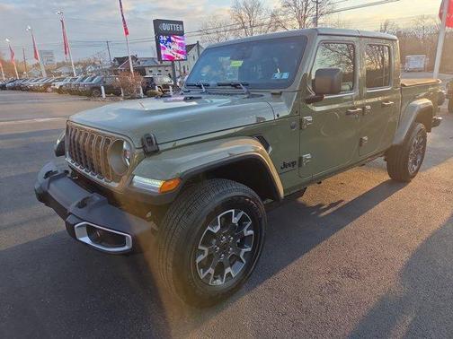 Sahara Beige 2026 Jeep Gladiator Sport