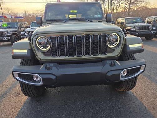 Sahara Beige 2026 Jeep Gladiator Sport