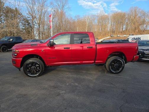 Molten Red Pearlcoat 2026 RAM 2500 Big Horn
