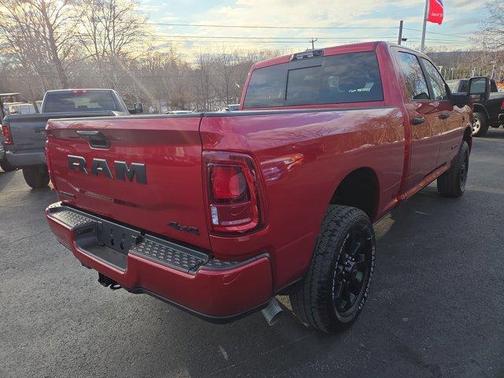 Molten Red Pearlcoat 2026 RAM 2500 Big Horn