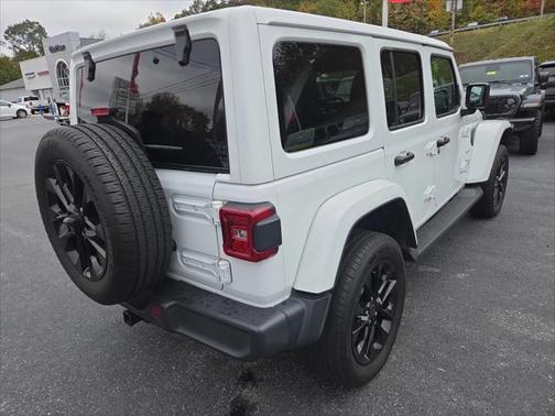 2024 Jeep Wrangler 4xe Sahara 4xe