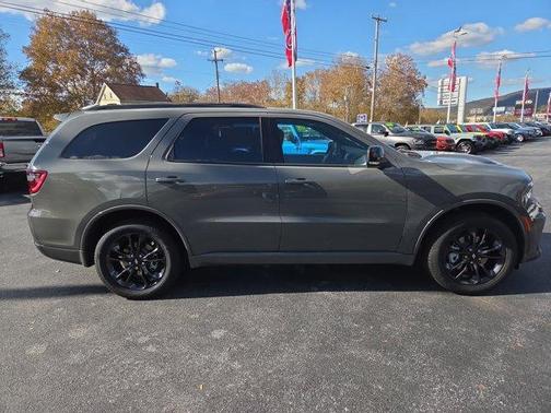 Destroyer Gray Clearcoat 2026 Dodge Durango GT