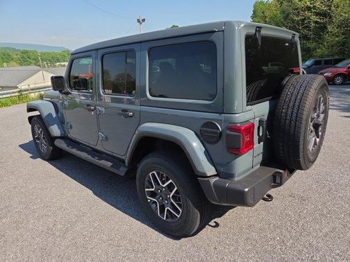 Anvil Clearcoat 2026 Jeep Wrangler Sahara