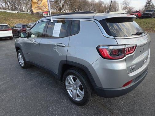 Billet Silver Metallic Clearcoat 2022 Jeep Compass Altitude