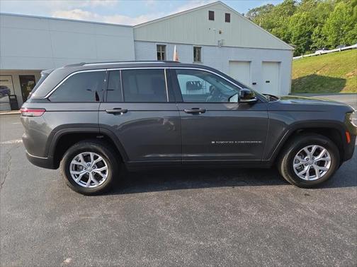 2022 Jeep Grand Cherokee Limited 4x4