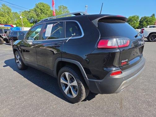 Diamond Black 2021 Jeep Cherokee Limited
