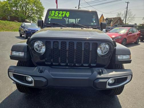 2022 Jeep Gladiator Sport S 4x4