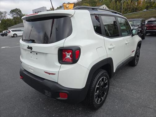 2023 Jeep Renegade Trailhawk 4x4