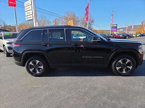 2022 Jeep Grand Cherokee 4xe Limited 4x4