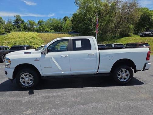 Bright White Clearcoat 2024 RAM 2500 Laramie