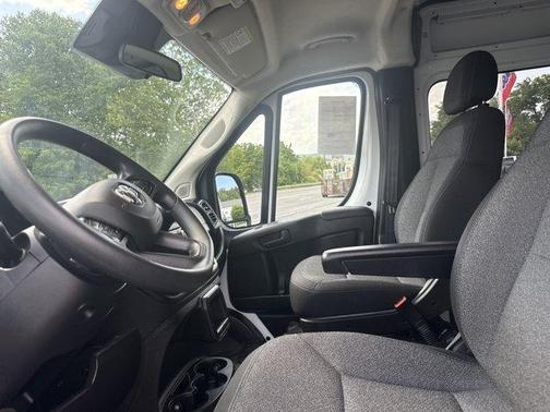 Bright White Clearcoat 2023 RAM ProMaster 2500 High Roof