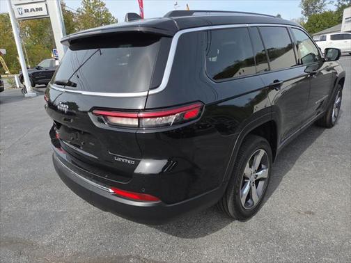 2022 Jeep Grand Cherokee L Limited 4x4
