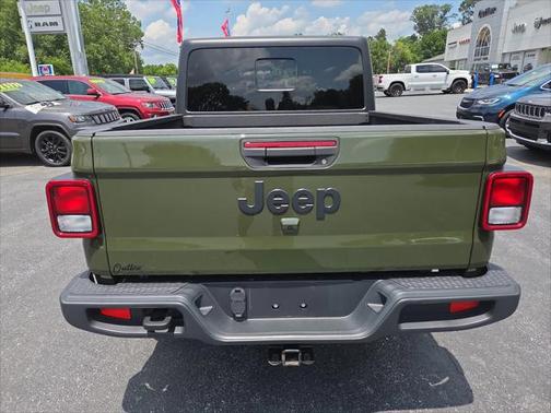 2022 Jeep Gladiator Sport S 4x4