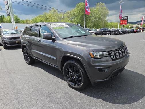 2021 Jeep Grand Cherokee Laredo X 4x4