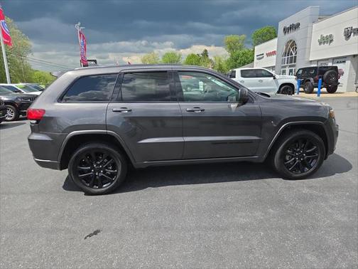 2021 Jeep Grand Cherokee Laredo X 4x4