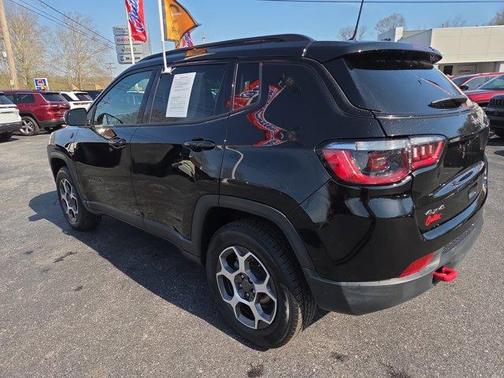 Diamond Black 2022 Jeep Compass Trailhawk