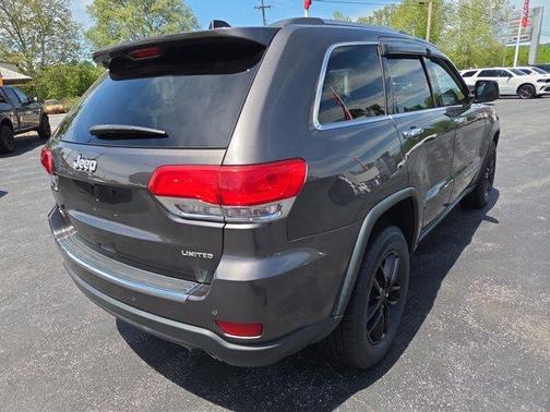 Granite Crystal Clearcoat Metallic 2017 Jeep Grand Cherokee Limited