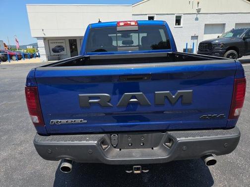 Blue Streak Pearlcoat 2018 RAM 1500 Rebel