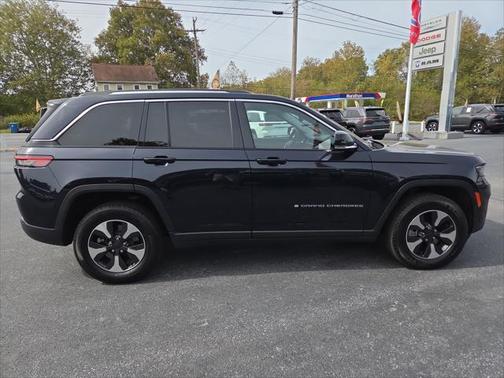 2023 Jeep Grand Cherokee 4xe Base