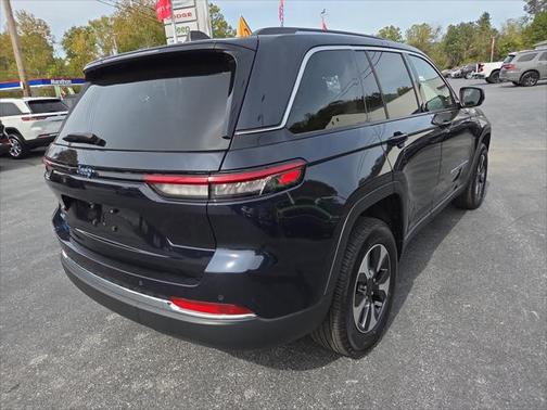 2023 Jeep Grand Cherokee 4xe Base