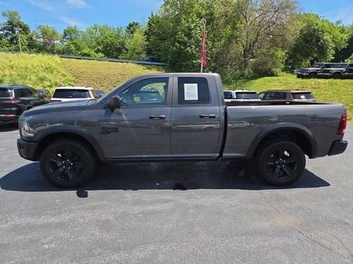Granite Crystal Clearcoat Metallic 2022 RAM 1500 Classic SLT
