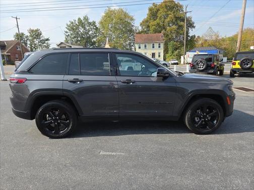 2023 Jeep Grand Cherokee Altitude X 4x4
