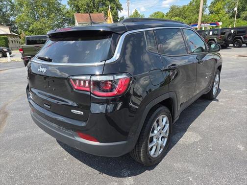 2022 Jeep Compass Latitude Lux 4x4