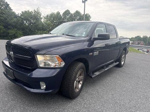 True Blue Pearlcoat 2014 RAM 1500 Tradesman/Express