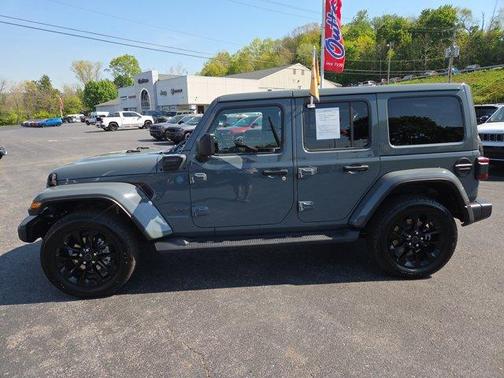 Anvil Clearcoat 2025 Jeep Wrangler 4xe Sahara