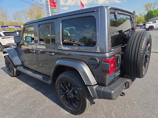 Granite Crystal Clearcoat Metallic 2025 Jeep Wrangler 4xe Sahara