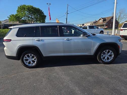 Silver Zynith 2023 Jeep Grand Cherokee L Limited
