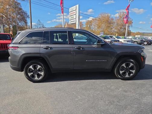 2022 Jeep Grand Cherokee 4xe Limited 4x4