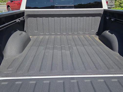 Bright White Clearcoat 2026 RAM 1500 Big Horn