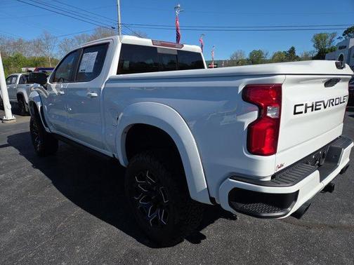 Summit White 2021 Chevrolet Silverado 1500 RST