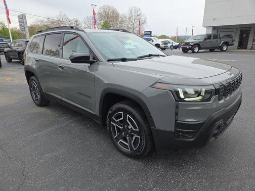 Sting Gray Clearcoat 2026 Jeep Cherokee Laredo
