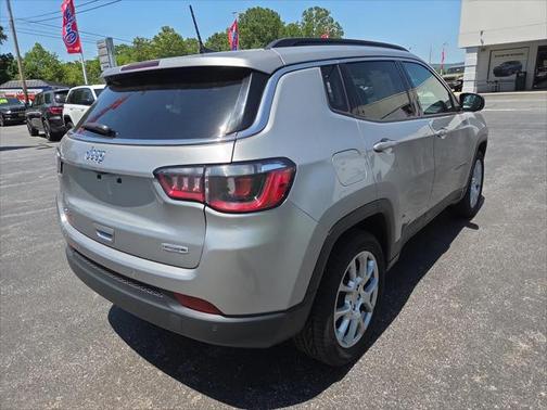 2022 Jeep Compass Latitude Lux 4x4