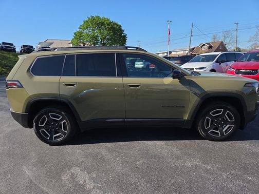 41 2026 Jeep Cherokee Laredo