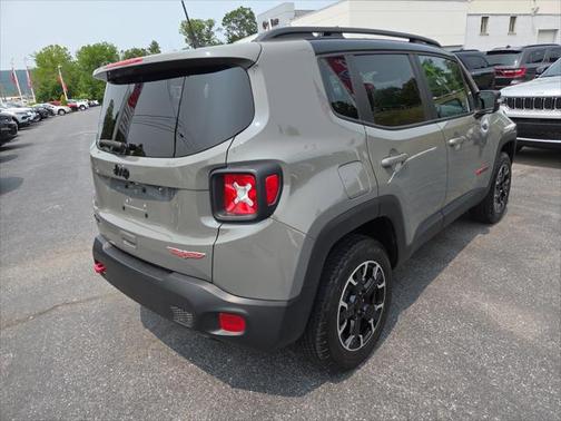 2023 Jeep Renegade Trailhawk 4x4