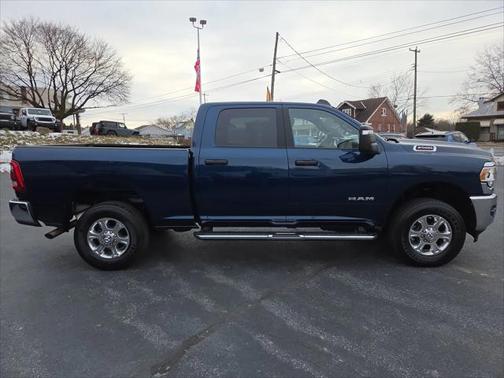 2024 RAM 2500 Big Horn Crew Cab 4x4 64' Box