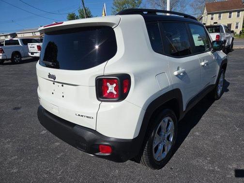 Alpine White Clearcoat 2023 Jeep Renegade Limited