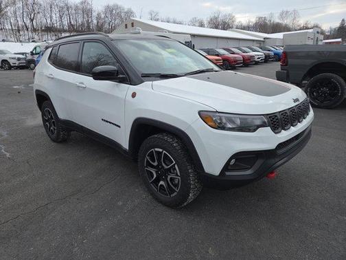 Bright White Clearcoat 2026 Jeep Compass Trailhawk