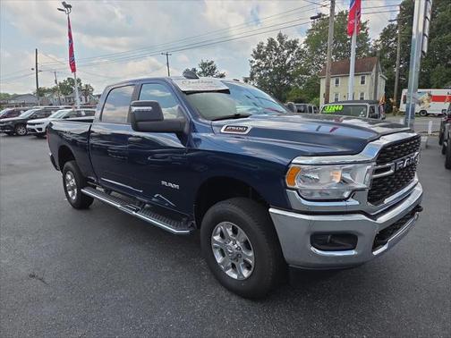 2024 RAM 2500 Big Horn Crew Cab 4x4 64' Box