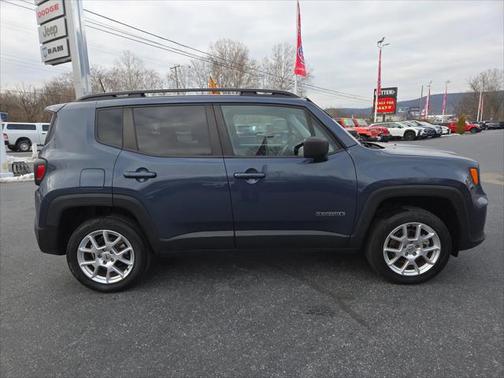 2022 Jeep Renegade Latitude 4x4